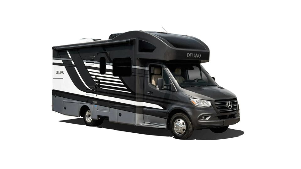 flying-vs-rving-grid-YfGPdRIAACkAhxaq.jpg