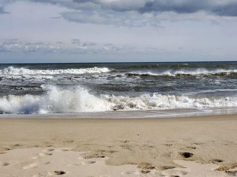 destination-spotlight-outer-banks-nc-grid-YjTmyxIAAC8AWkcf.jpg