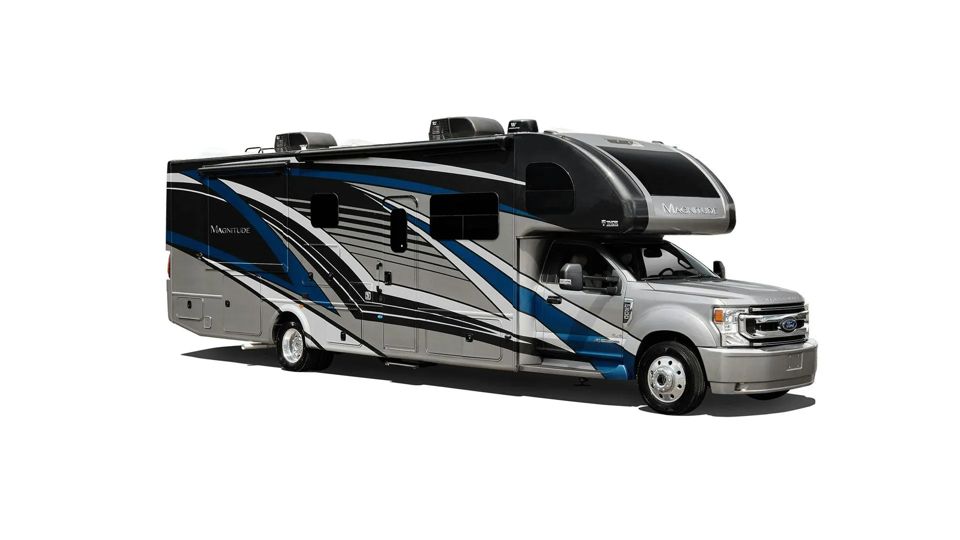 best-class-c-rvs-for-large-families-grid-YfFY9BIAACkAhhl2.jpg