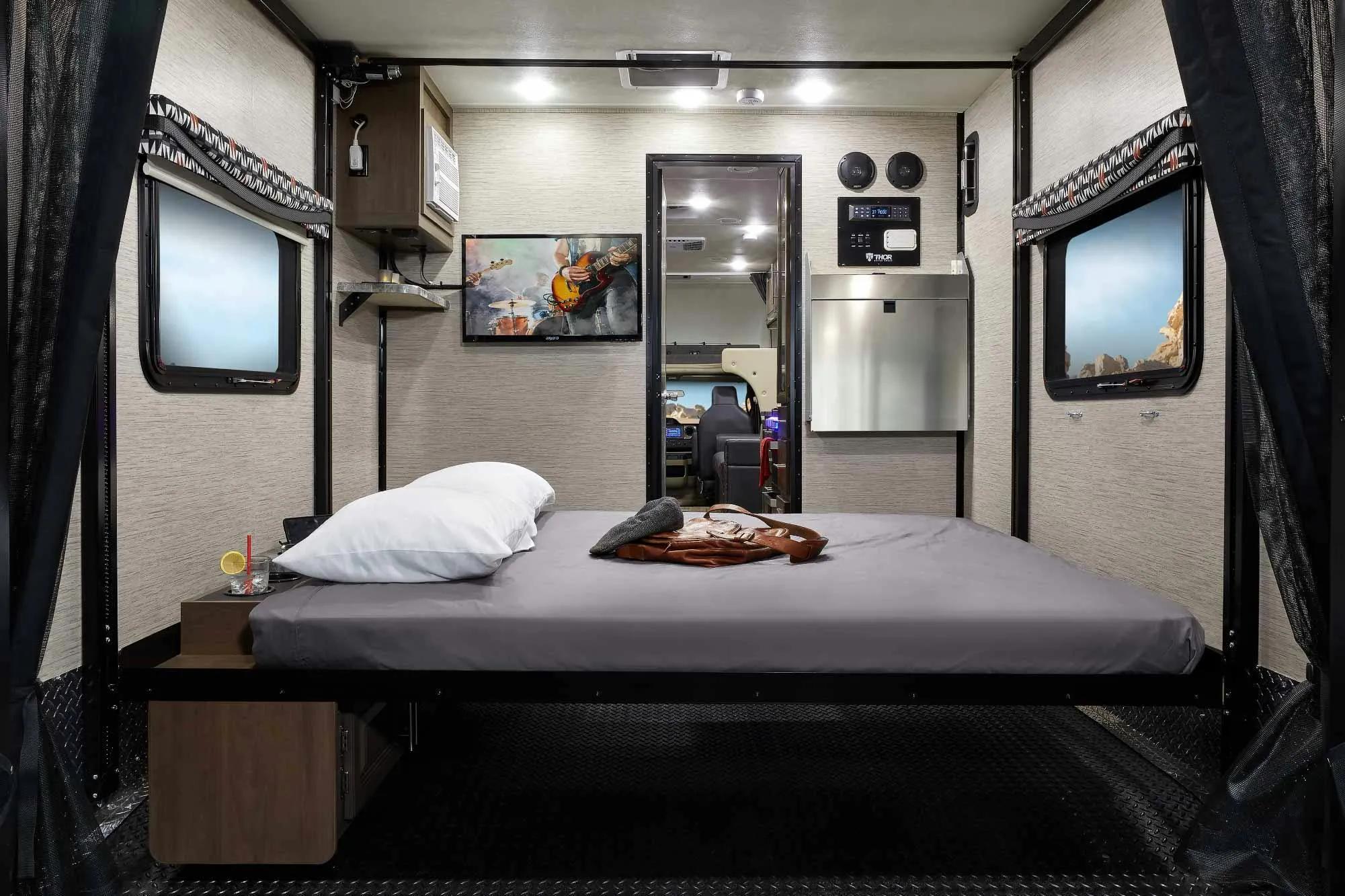 2022 Thor Outlaw Class C Toy Hauler RV 29J Drop Down Queen Bed Bunk - Road House Carolina Cherry Cabinetry