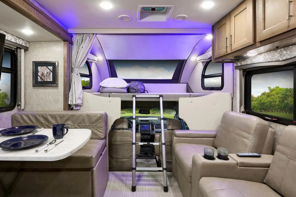 thor-motor-coachs-super-c-rv-upgrades-focus-on-family-grid-YfBerhEAACEAy2Jf.jpg