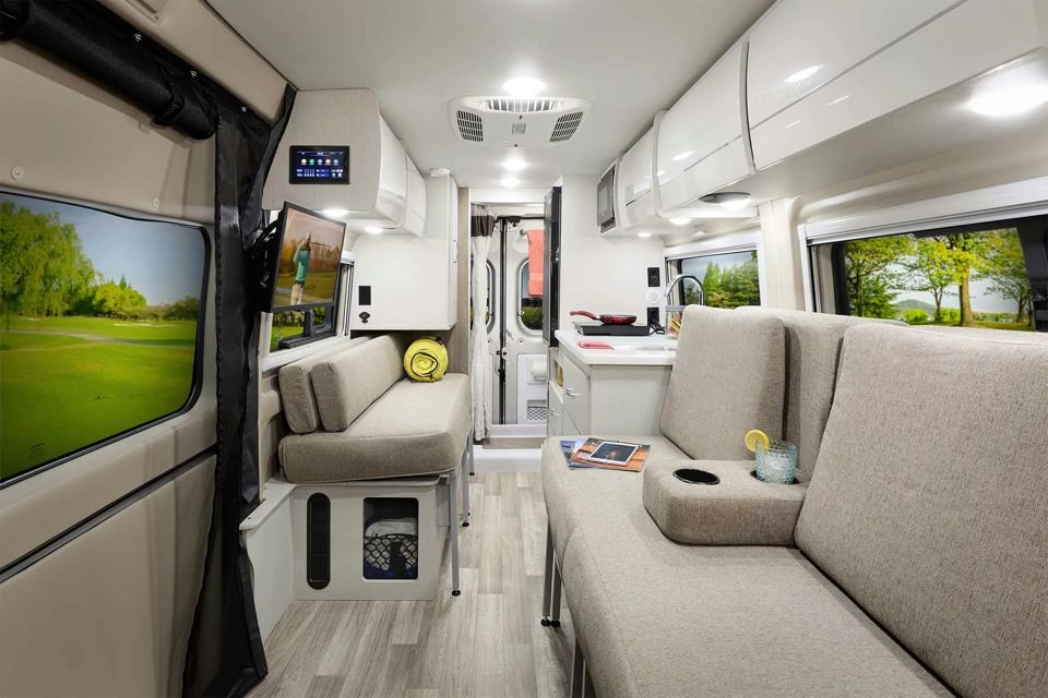 best-pop-top-camper-vans-for-the-summer-grid-ZpV70B5LeNNTxK0z.jpg