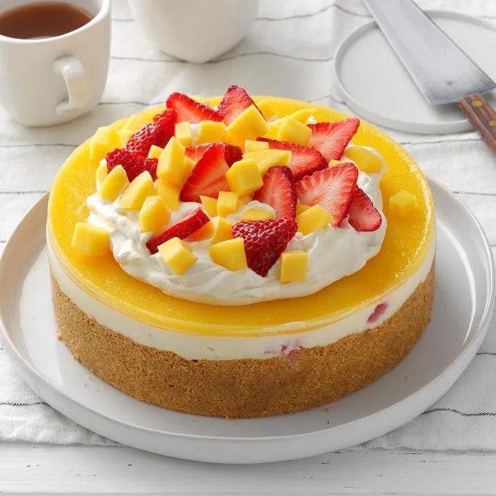 tasty-summer-treats-grid-YrRulBEAACcAqY9D.jpg