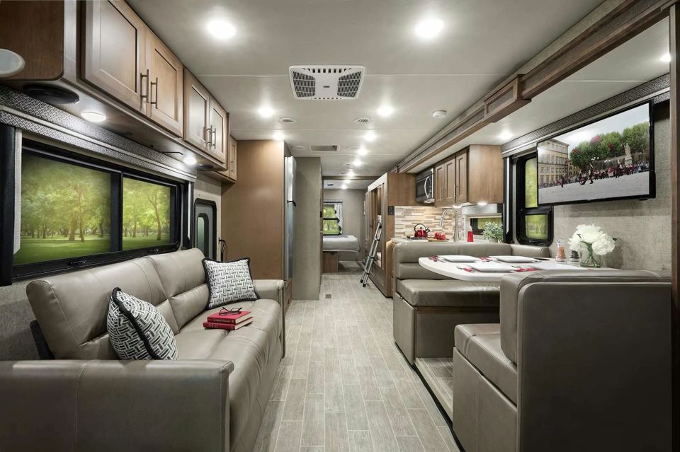 thor-motor-coach-appeals-to-all-families-with-new-class-a-rv-upgrades-grid-YeMSqxEAACAAj-ft.jpg