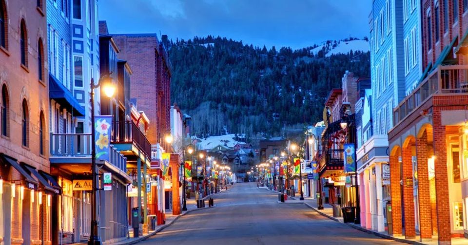 the-best-winter-vacation-destinations-grid-Yh__DRIAAC8AoxPu.png